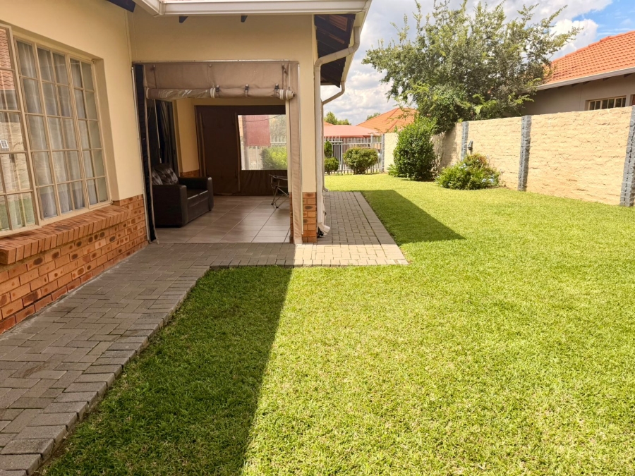 3 Bedroom Property for Sale in Waterkloof North West